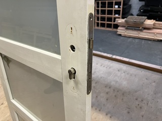 Deur, wit gespoten Hillhout